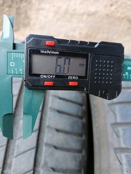 Prodám letní pneu 245/40/19 - 5