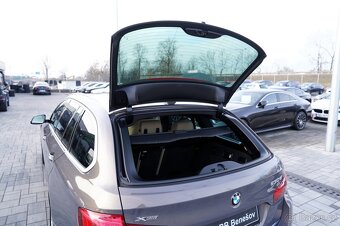 BMW 530d xDrive Touring Luxury - 5
