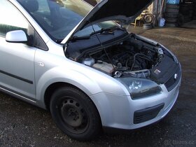 Prodám náhradní díly Ford Focus Mk2 kombi 1.6 16v 85kw - 5