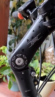 Prodám elektrokolo KTM Macina Ride 291 ujeto pouze 1180 km - 5