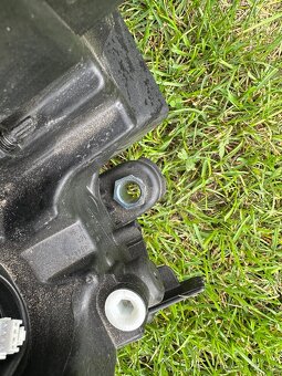 Originální pravý přední světlomet Škoda Octavia 4 předface - 5