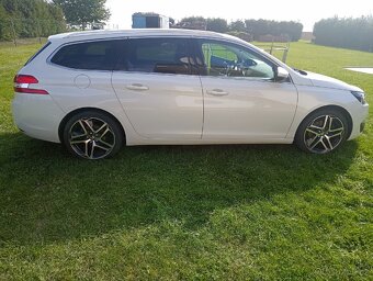 Peugeotu - 5