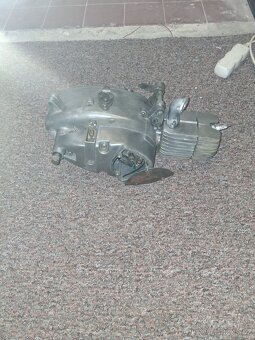 Prodám motor jawa pionyr - 5