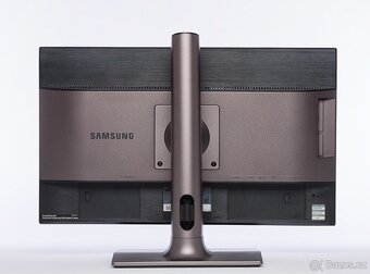Monitor 24" Ultra HD SAMSUNG U24E850R - 5