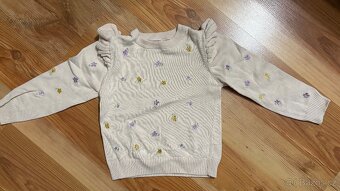 Dívčí svetřík vel. 110 - 5