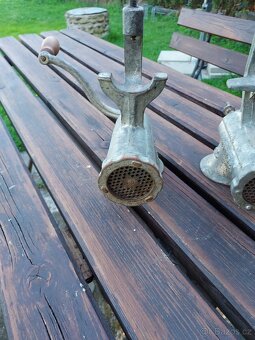 staré mlýnky na maso - 5