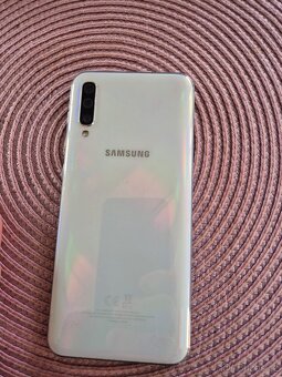 SAMSUNG GALAXY A50 - 5