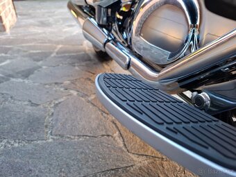Suzuki Intruder C800 - 5