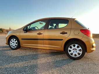 Peugeot 207 1.4 - 5