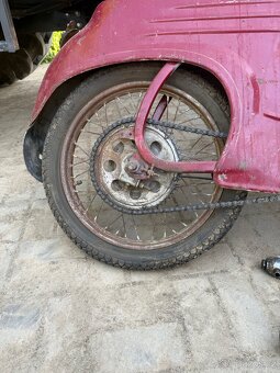 Jawa 555 - 5