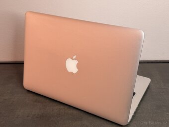 MacBook Pro 13'' 2015 / i5 / 8GB / 256GB SSD - DPH - 5