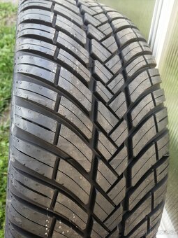 Alu vw 6x17 et48 nové celoroční 205/50 r17 - 5