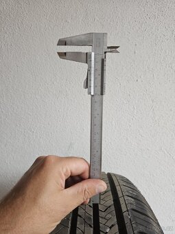 4x 215/55 R17 94V / 7,5mm / DOT 2924 Maxxis - 5