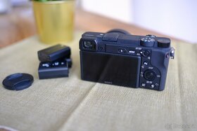 Videokamera Sony Alpha 6400 + 16-50 mm f3.5-5.6 - 5