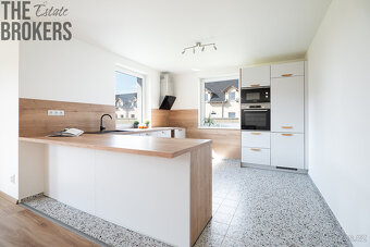 Prodej rodinného domu 172m2, pozemek 1036m2 - 5