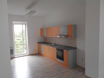 Pronájem bytu v Louny /klidná část města-cca 67m2-zahrada - 5