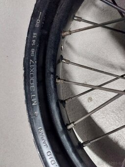 Yamaha zadní kolo MT 3.00 x 17 - 5