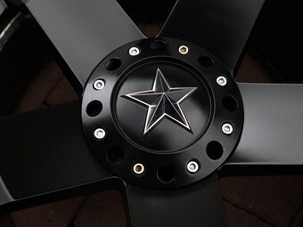 18" 6x139,7 = KMC XD ROCKSTAR + 255/60R18 M/T OFFROAD - 5