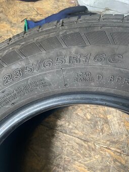 Dvě letní 235 65 16 C - 5