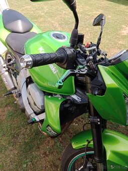 Kawasaki Z750 - 5