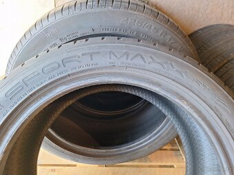 Prodám letní pneu 225/45/17 Dunlop - 5