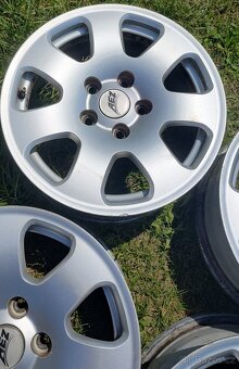Alu kola 5x112 R15 Audi - 5
