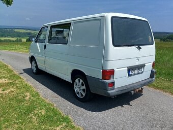 VW Transporter 2.5 TDI - 5