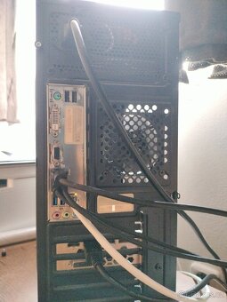 Herní/Pracovní PC s RX 570, Ryzen 3, SSD + HDD, 8 GB RAM
 - 5