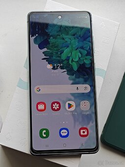 Samsung Galaxy S20 FE 6/128 GB - 5