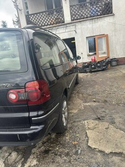 Volkswagen Sharan 2l 100kw rok 2009 - 5