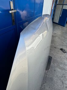 Poškozená originální kapota Volkswagen Passat B7 2011-2015 - 5