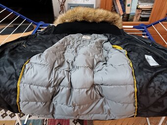 Prodej peřového kabatu - 5