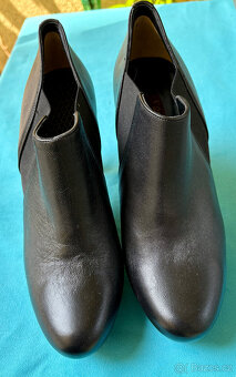 Kožené polokozačky zn. L'amour, vel. 38 - 5
