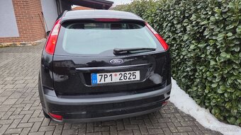 FORD Focus 1.6 benzín - 5