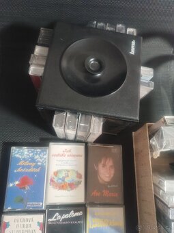 MC kazety se stojánkem - 5