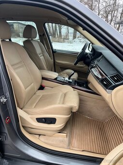BMW X5 e70 - žlutý interiér - 5