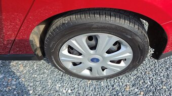 FORD FOCUS 1,0 Eco Boost 100k Trend - 5