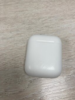 Apple Airpods 2. gennerace - Pravé sluchátko, dobíjecí case - 5
