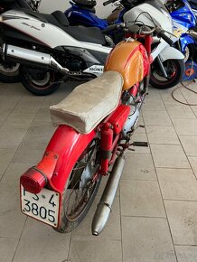 Motobi Catria 175 - 5