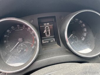 ŠKODA YETI 2,0TDI 103KW 4X4 2013 VADA PŘEVODOVKY - 5
