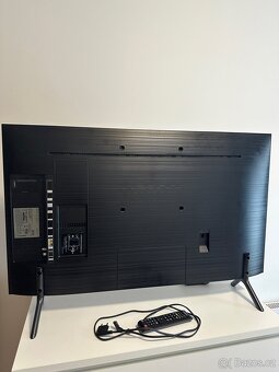 Samsung 40″ 4K UHD Smart TV UE40NU7192U – Stav jako nový - 5