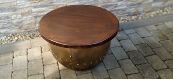 Kulatý industriální konferenční stolek - 5