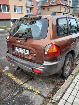 Hyundai santa Fe, 2l CRDI 83kw. 4x4 - 5
