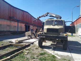 Prodám V3S sklápěč s hydraulickou rukoul - 5