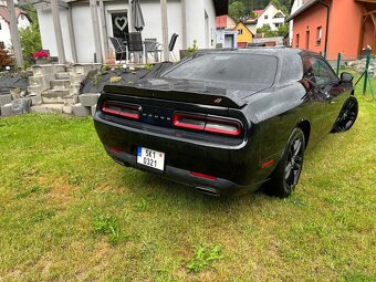 DODGE CHALLENGER 4x4 v6 225kw - 5