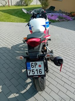 Prodám Hondu CBR 300R - 5
