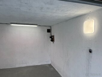 Pronájem garáže / skladu 20 m2 v Jihlavě Na Vyhlídce - 5