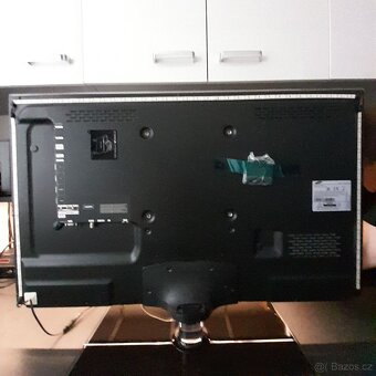 Televize Samsung UE37D6100SW - 5
