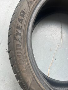 GOODYEAR zimní pneu 275/40 R21 107V TOPSTAV vzorek 7,5mm - 5