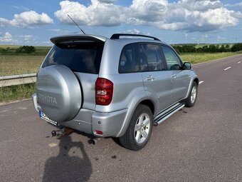 Toyota RAV4 2.0 D-4D 85kw - 5
